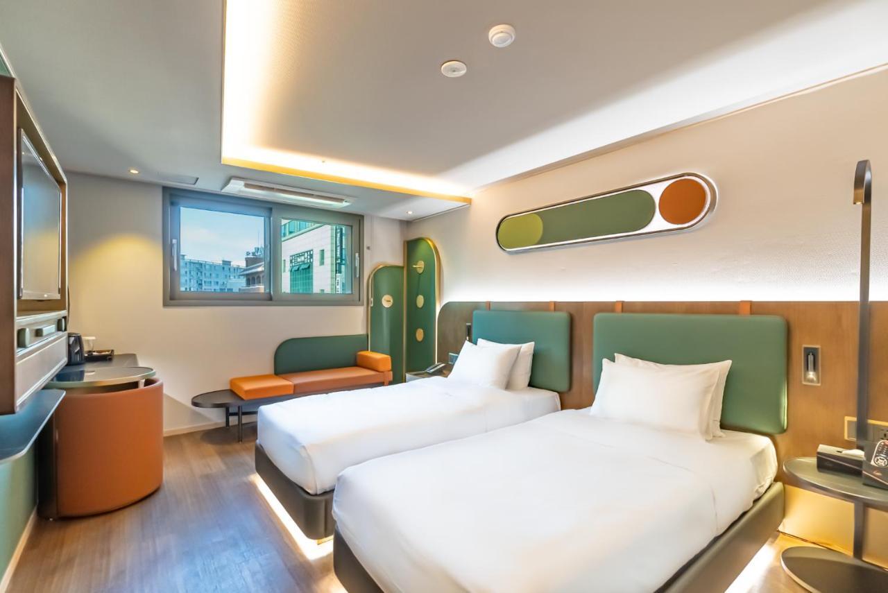 L&L Central Hotel Jeju Esterno foto